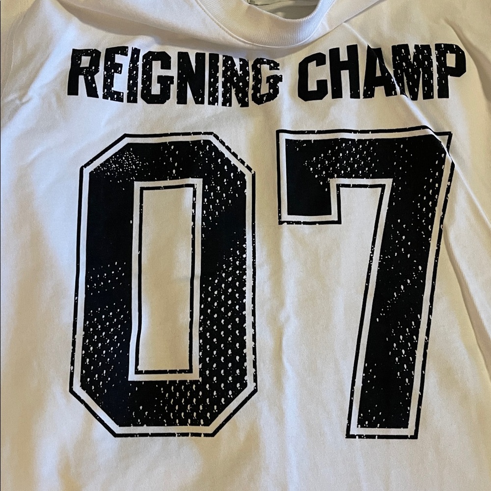 Reigning Champion t shirts - Picture 3 of 12